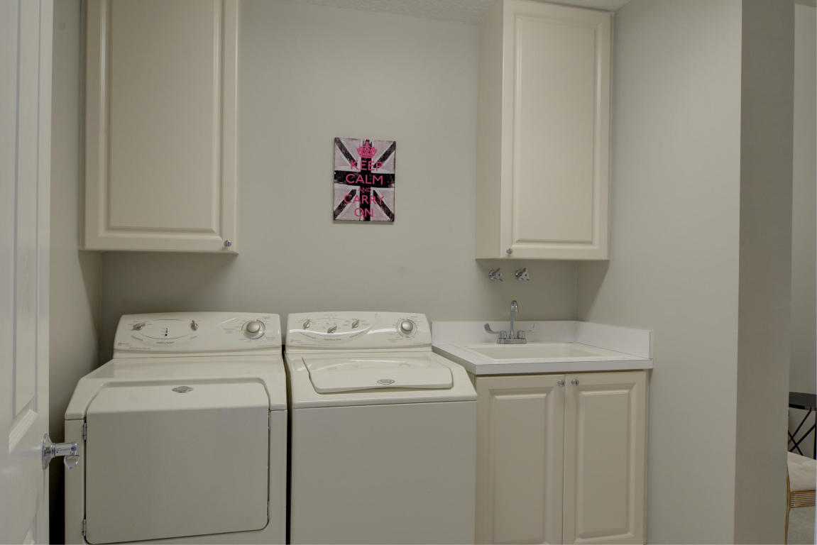 HARBOUR ISLE AT HUTCHINSO - Residential Lease