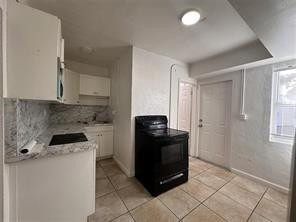 COLLEGE TRACT - Residential Income