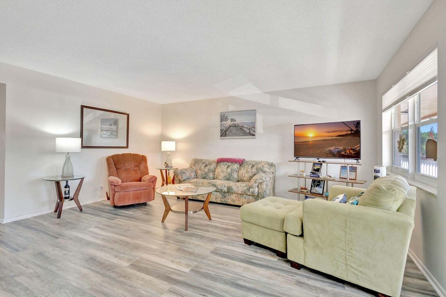 212 Somerset K