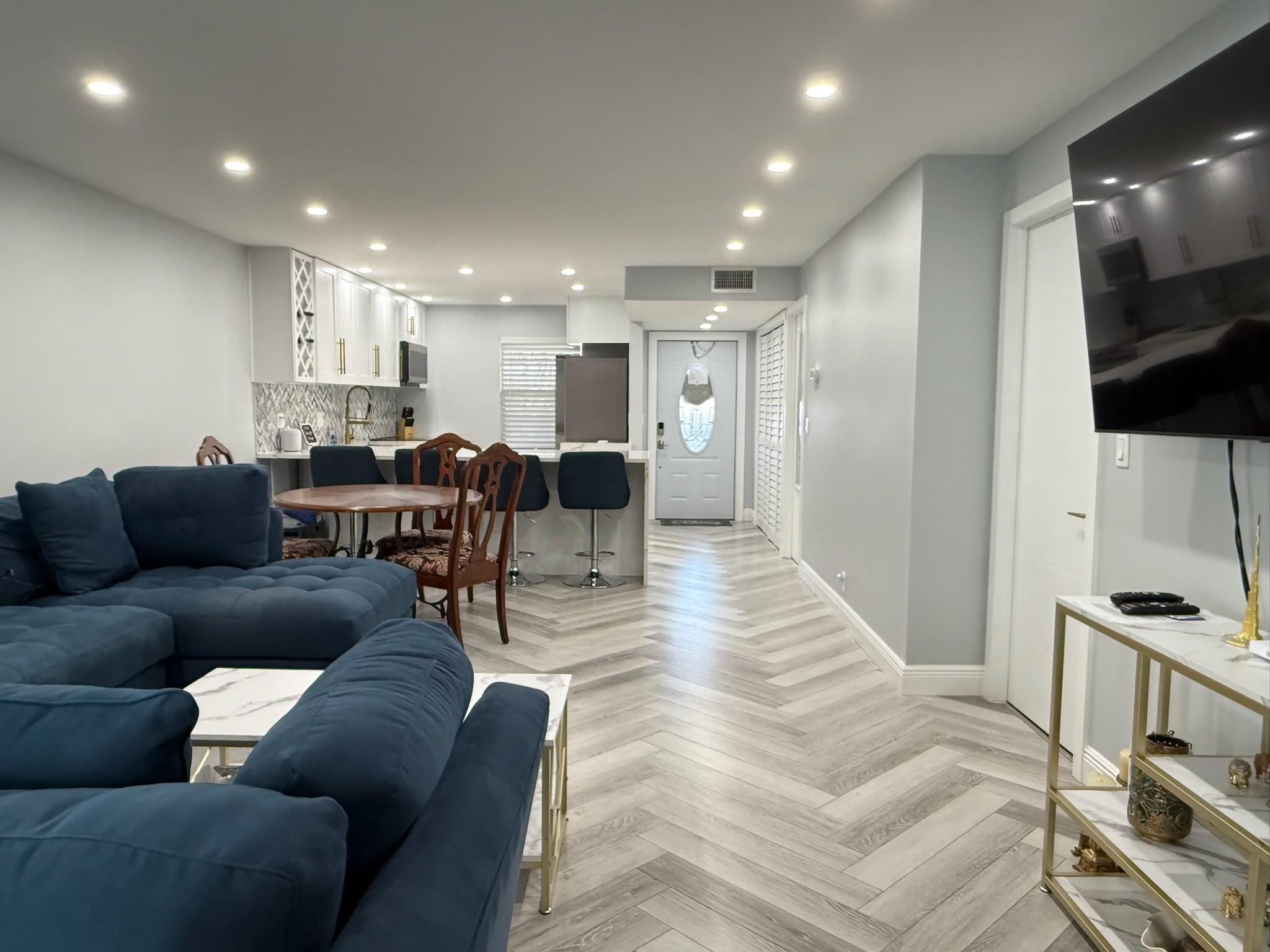 Oriole Gardens - Residential
