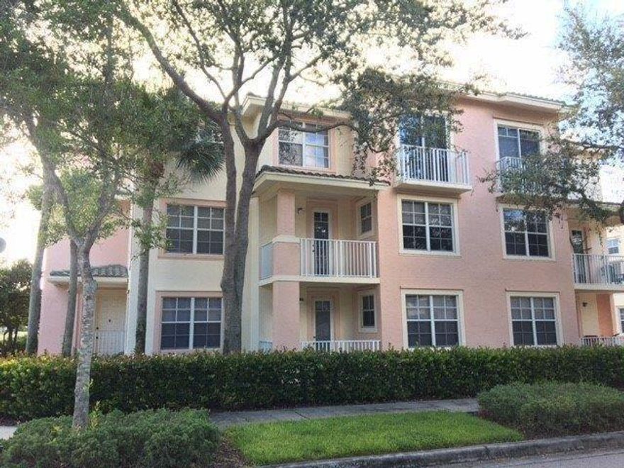 SPACIOUS FIRST FLOOR ONE BEDROOM ABACOA FIRST FLOOR CONDO. NEWER LAMINATE FLOORS THROUGHOUT RECENTLY PAINTED INTERIOR.PARKING SPACE LOCATED RIGHT IN FRONT OF UNIT. CONDO IS JUST STEPS FROM POOL AND WORKOUT ROOM.