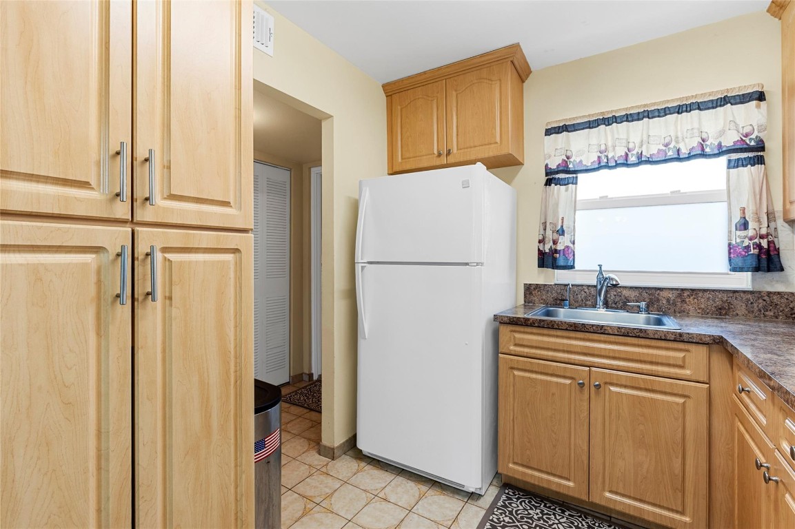 SUNRISE LAKES PHASE 3 - Residential