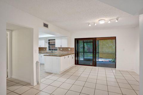 Condominium in Davie FL 10 Laredo Place Pl 5.jpg