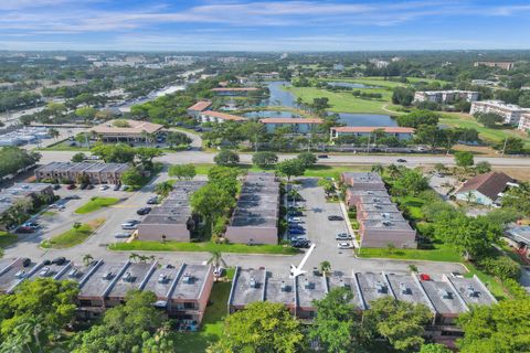 Condominium in Davie FL 10 Laredo Place Pl 58.jpg