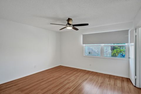 Condominium in Davie FL 10 Laredo Place Pl 22.jpg