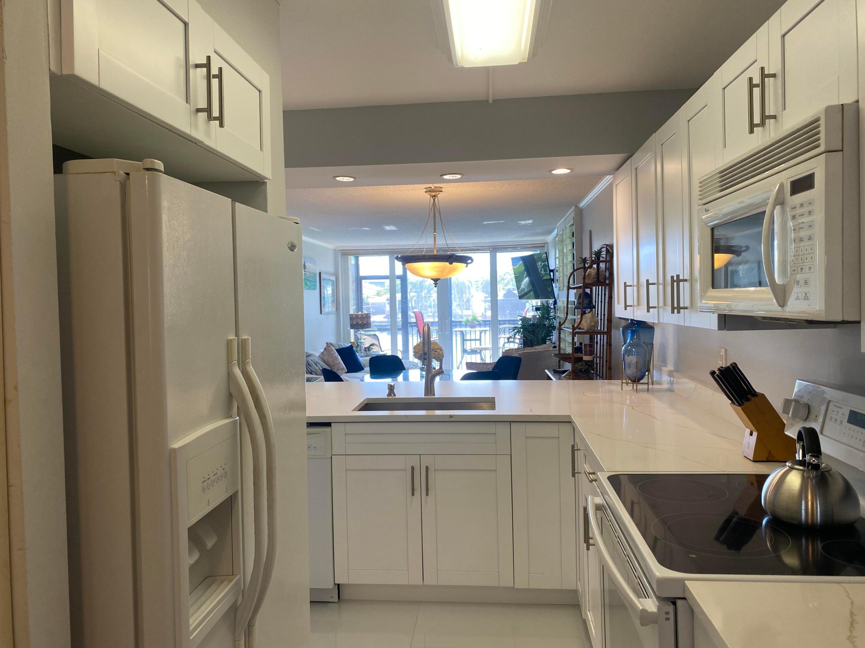 Boca Bayou - Residential Lease