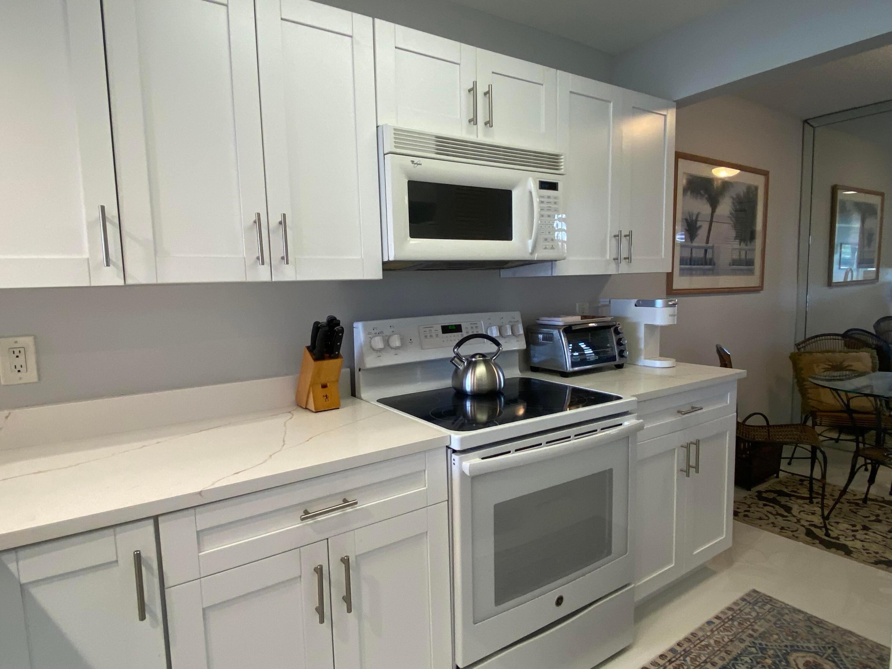 Boca Bayou - Residential Lease