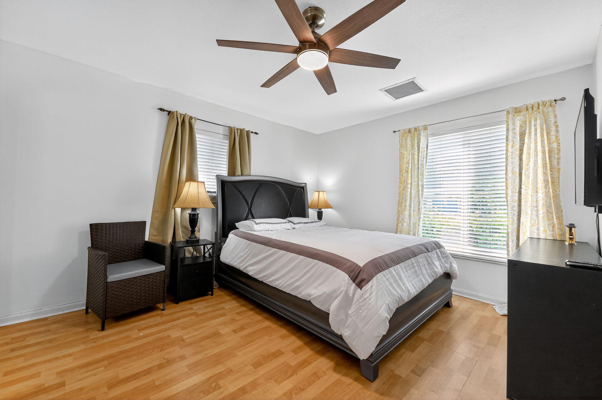 HIGHWOOD - Residential Lease