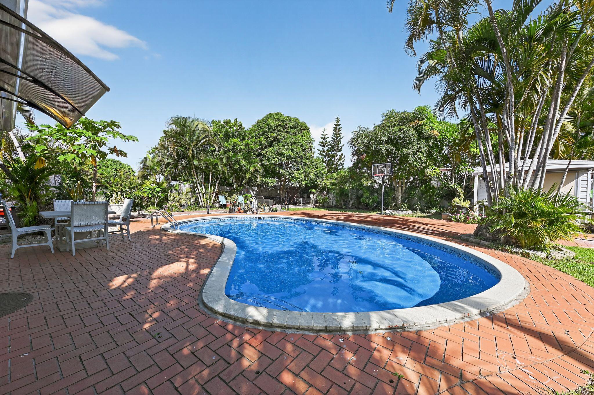 HIGHWOOD - Residential Lease