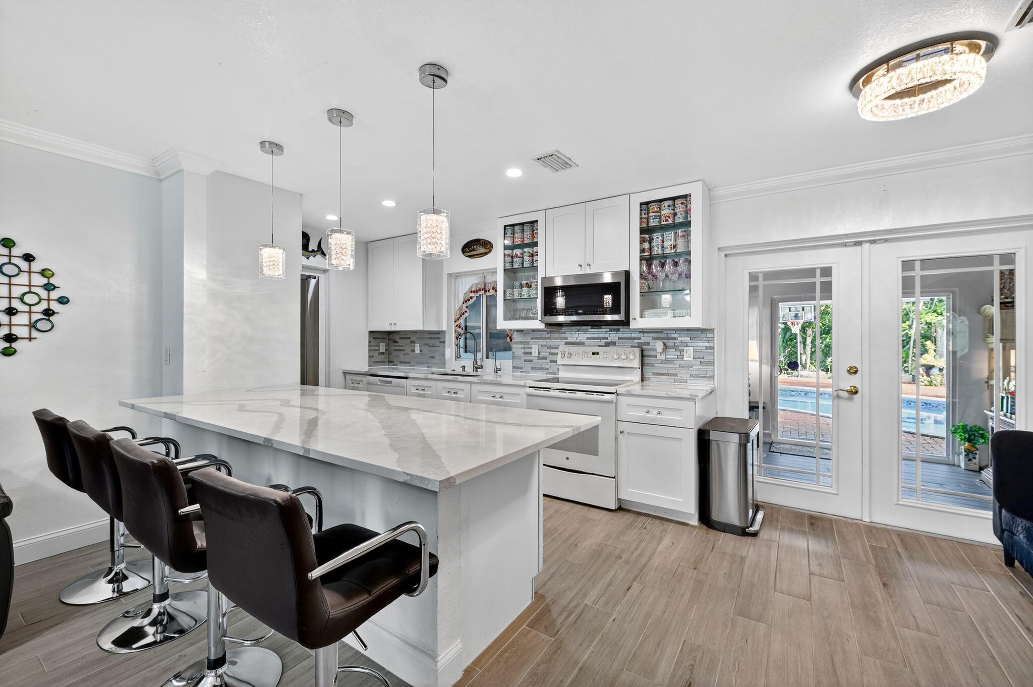 HIGHWOOD - Residential Lease