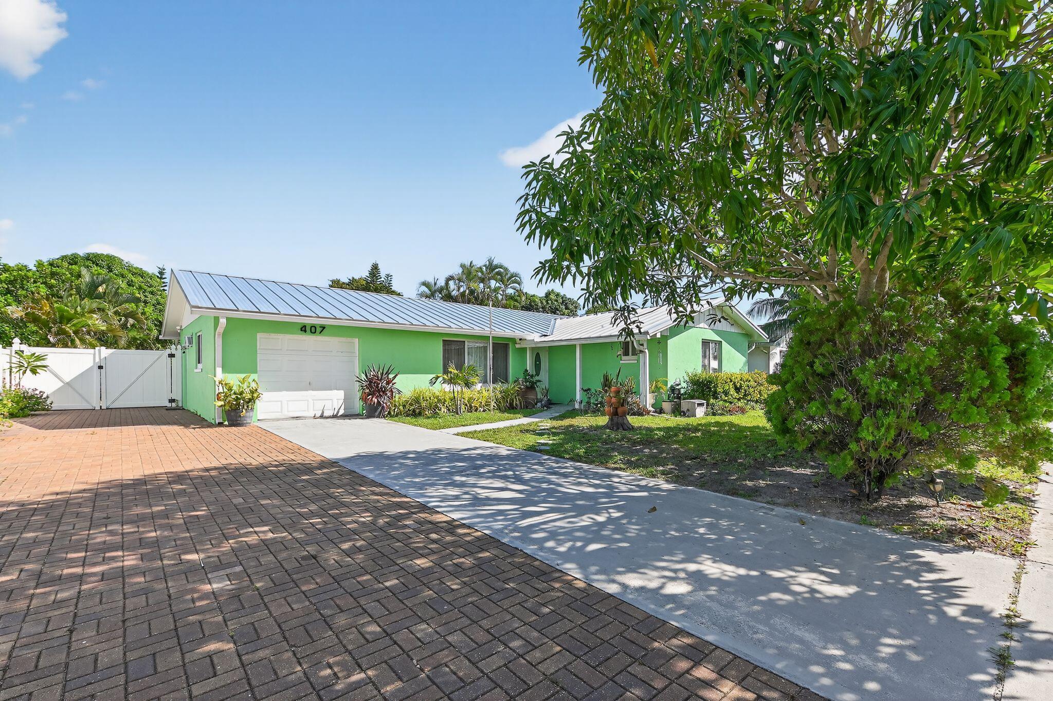 HIGHWOOD - Residential Lease