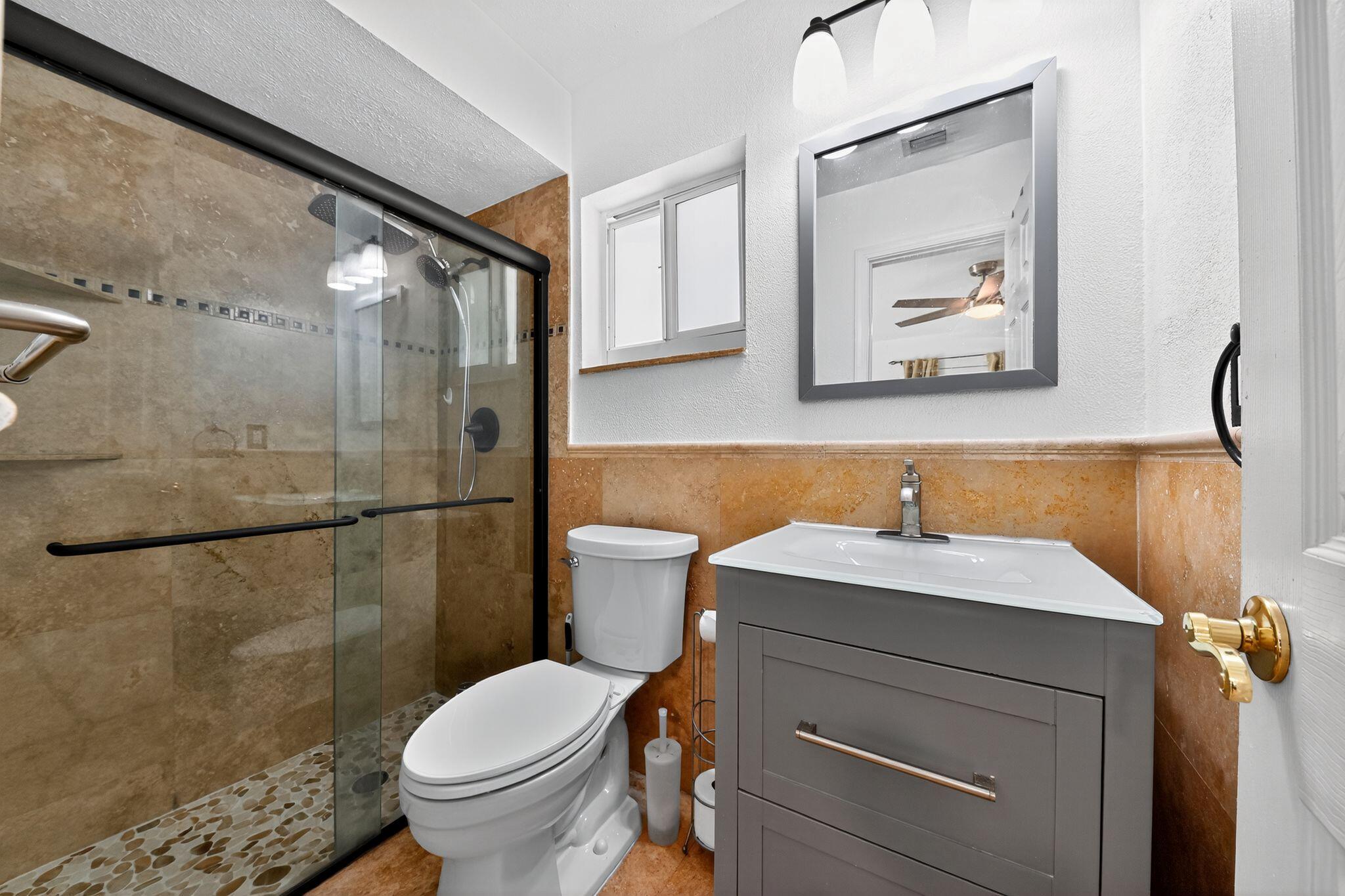 HIGHWOOD - Residential Lease