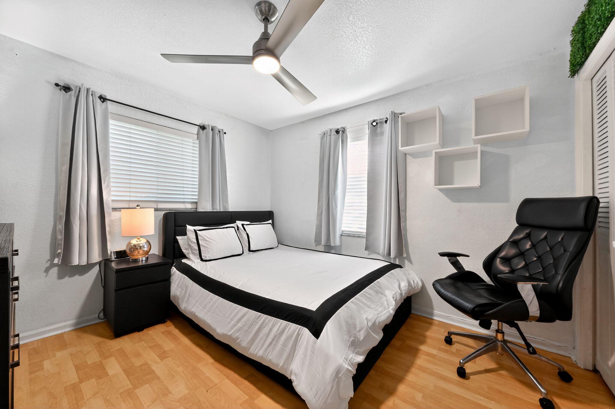 HIGHWOOD - Residential Lease