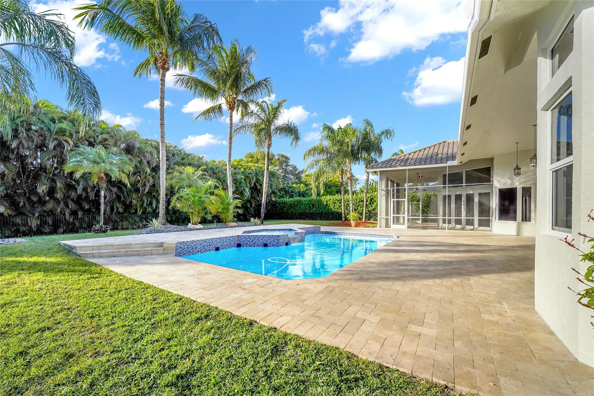 Parkland Lakes PUD 102-44 - Residential