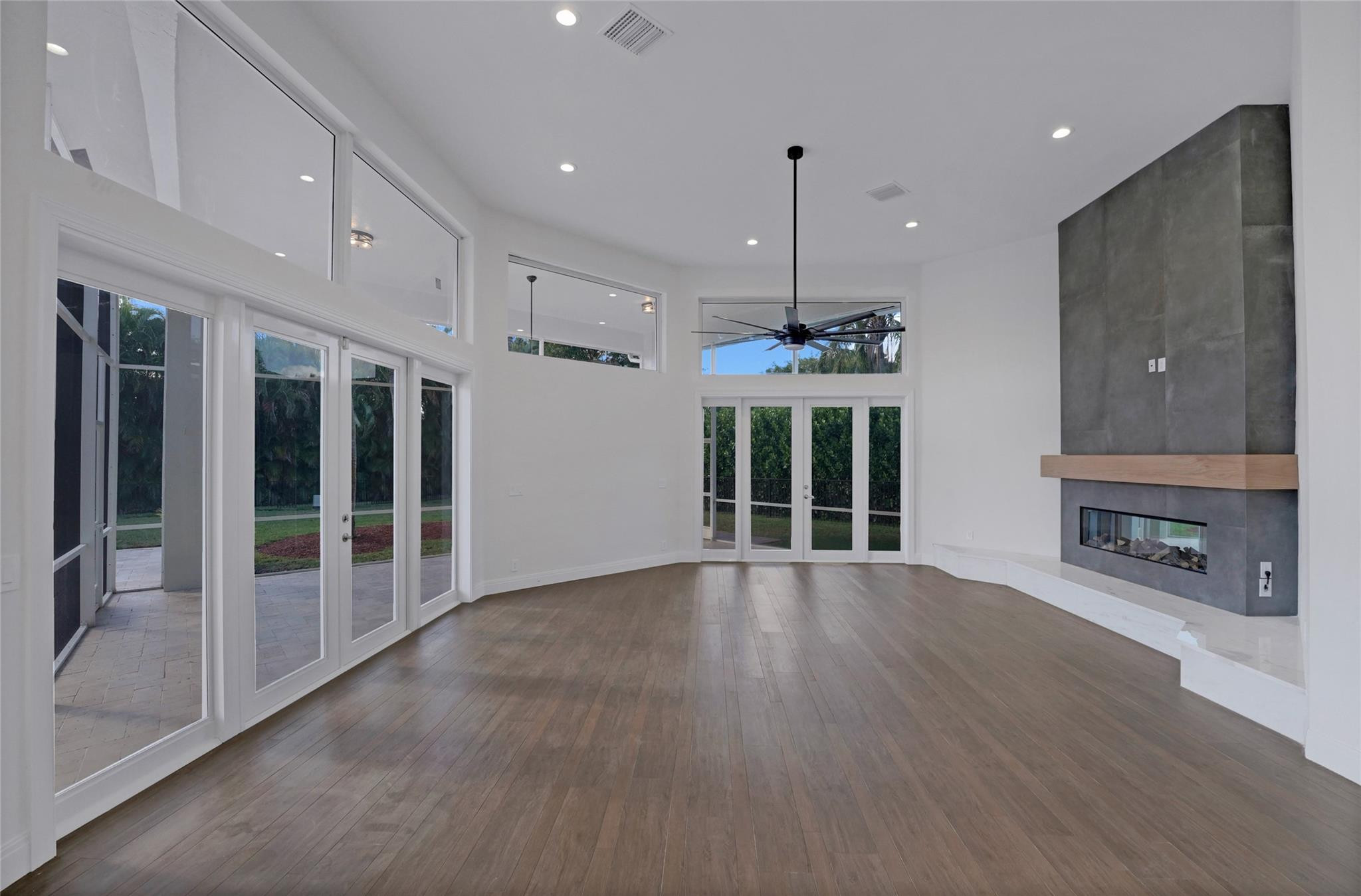 Parkland Lakes PUD 102-44 - Residential