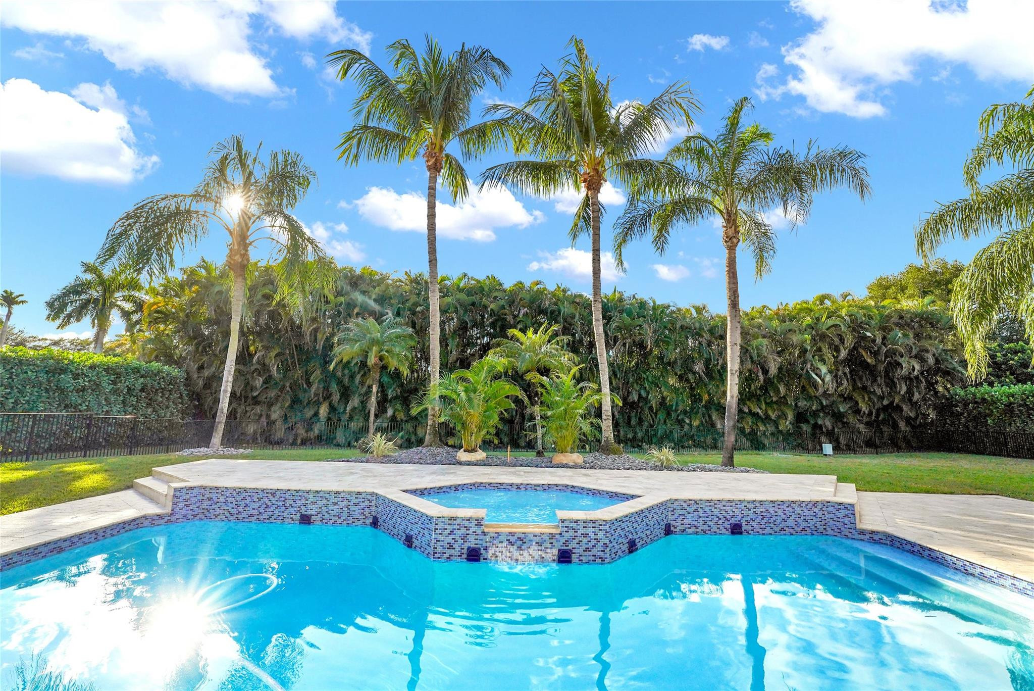 Parkland Lakes PUD 102-44 - Residential