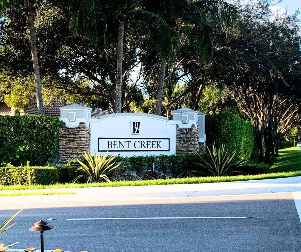 Photo of 9139 Citrus Isle Lane, Lake Worth, FL 33467 (MLS # F10550495)