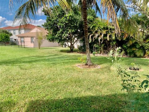 Tiny photo for 9139 Citrus Isle Lane, Lake Worth, FL 33467 (MLS # F10550495)