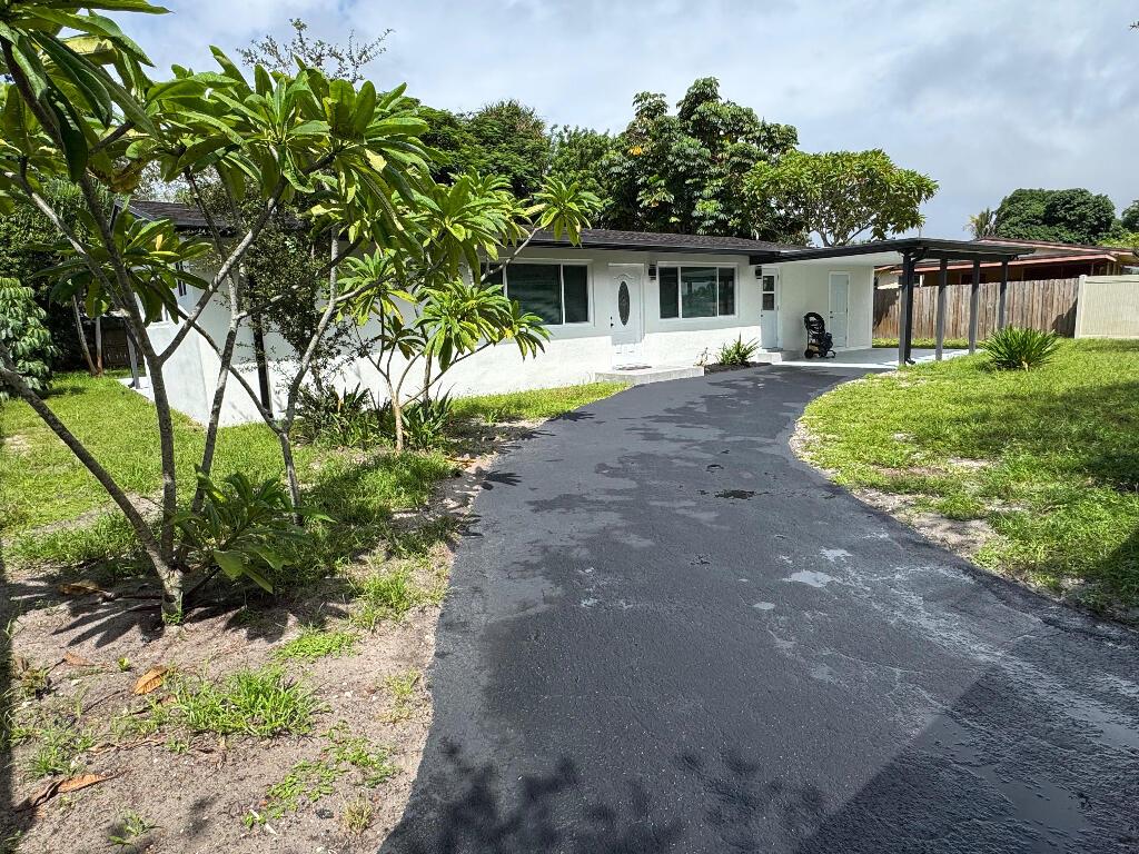 3621 Riverland Road