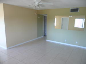 VILLAGE GREEN AVON CONDO - Residential