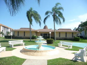 VILLAGE GREEN AVON CONDO - Residential