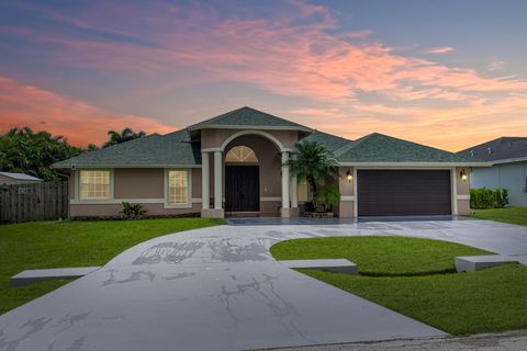 A home in Port St Lucie