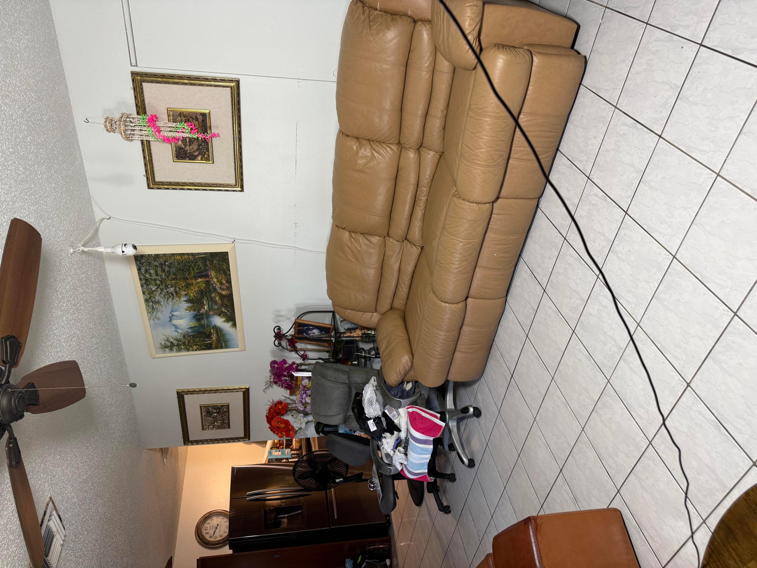 PALM BEACH VILLAS II - Residential