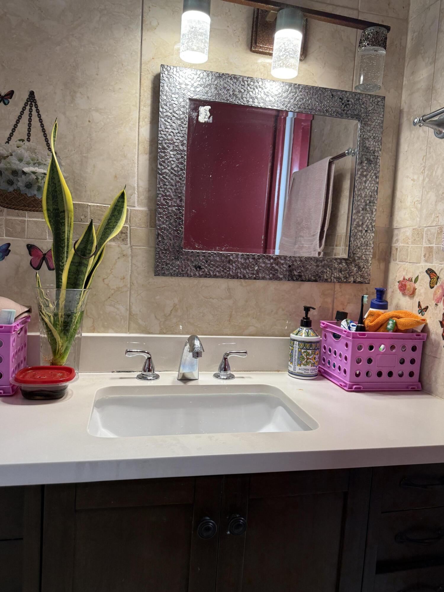 PALM BEACH VILLAS II - Residential