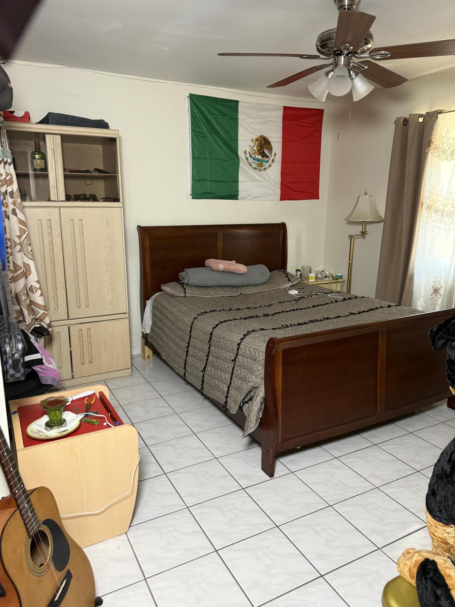 PALM BEACH VILLAS II - Residential