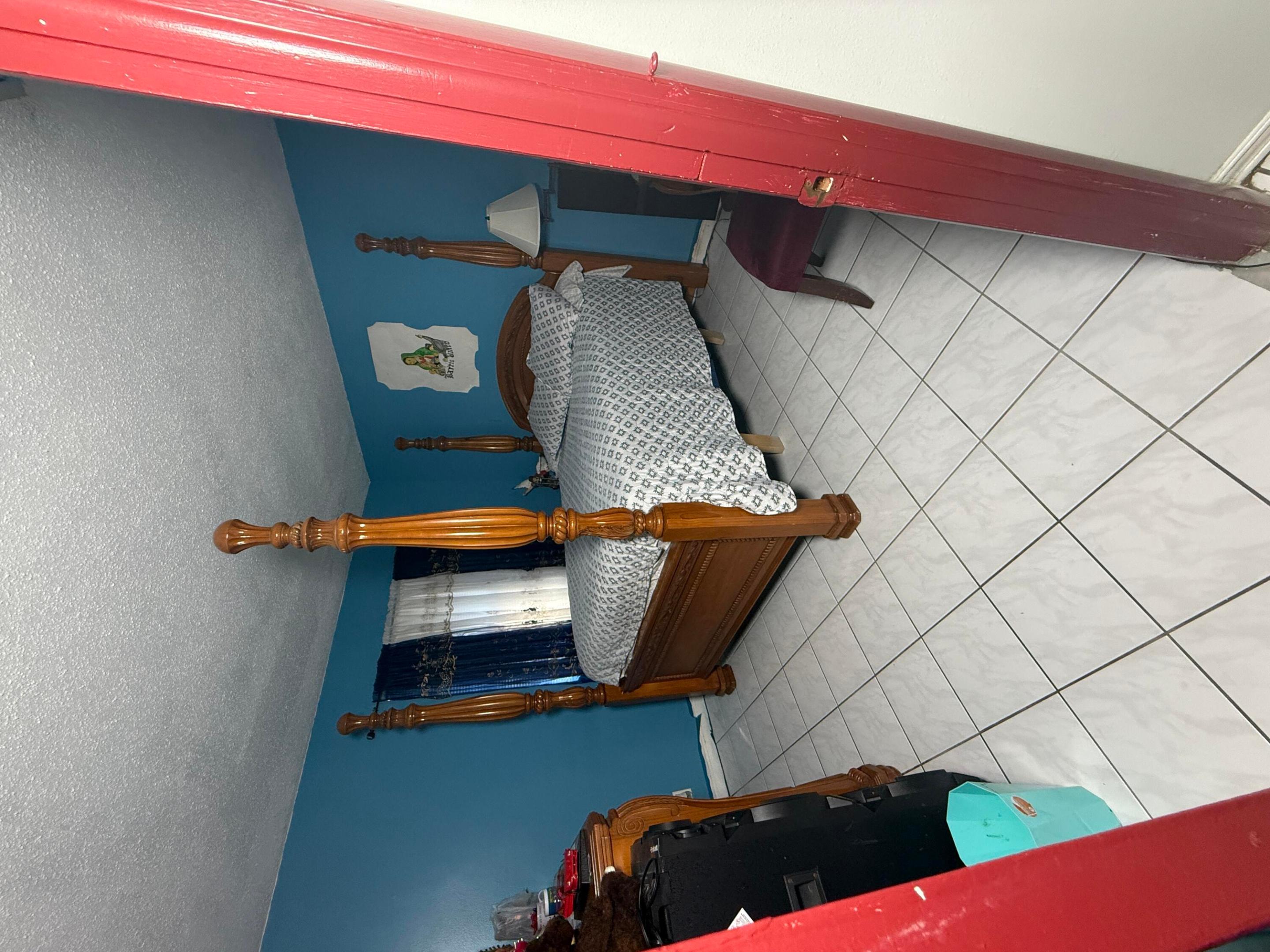 PALM BEACH VILLAS II - Residential