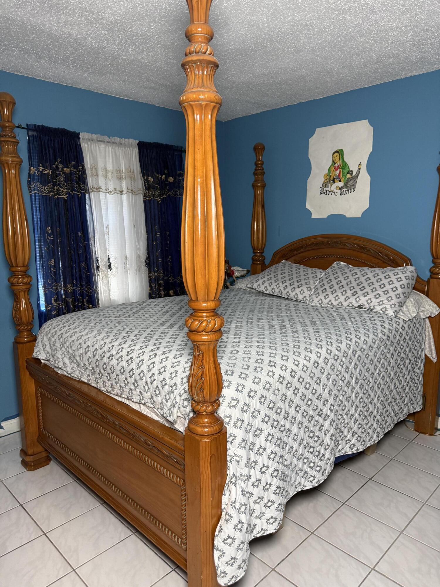 PALM BEACH VILLAS II - Residential