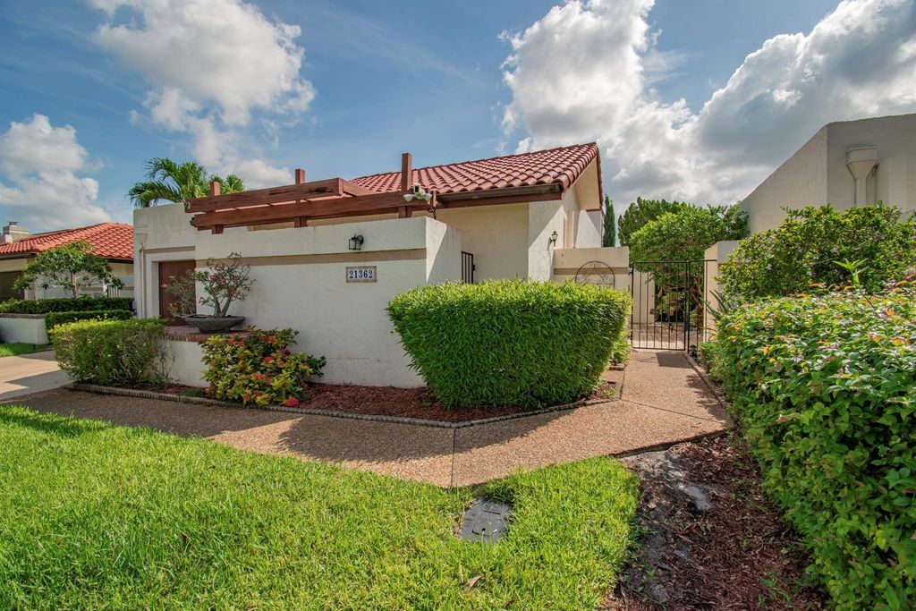 Photo of 21362 Placida Terrace, Boca Raton, FL 33433 (MLS # R11106406)