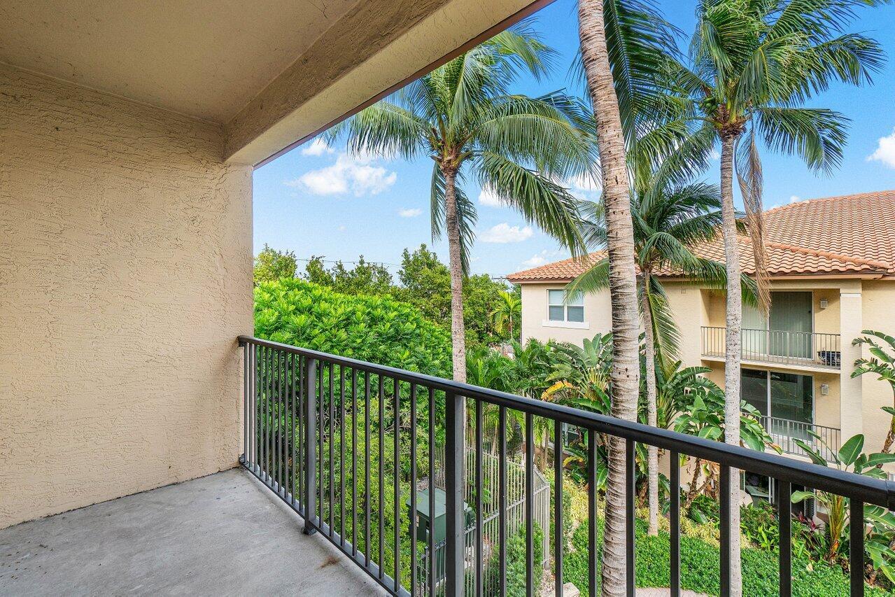 FLAGLER POINTE CONDO - Residential Lease