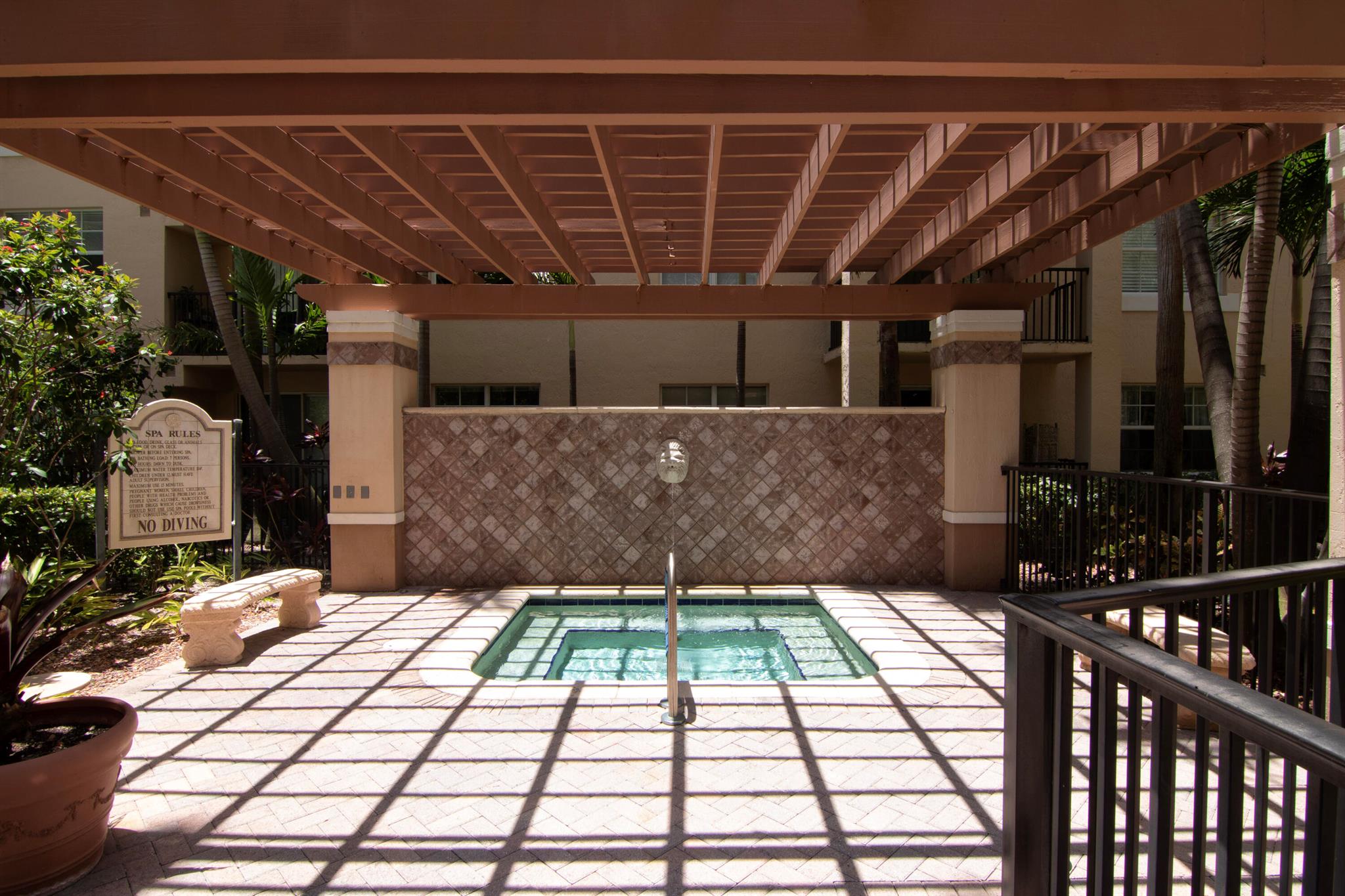 FLAGLER POINTE CONDO - Residential Lease