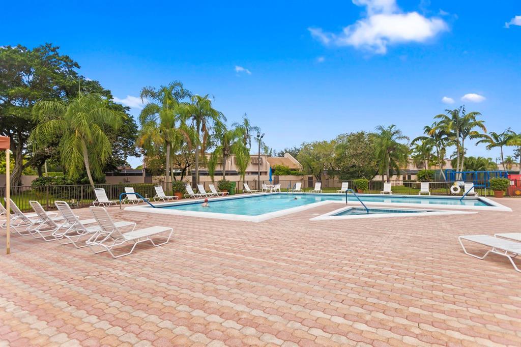 PEMBROKE LAKES SECTION SEVEN - Residential Lease