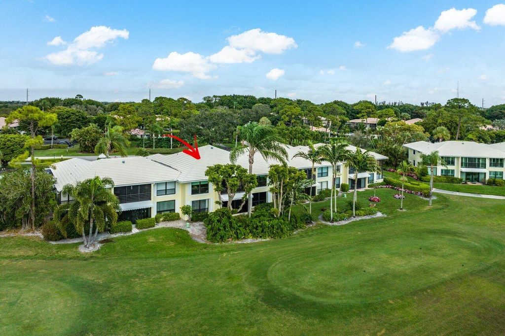 Photo of 3729 Quail Ridge Drive N #Bobwhite C, Boynton Beach, FL 33436 (MLS # R10860980)