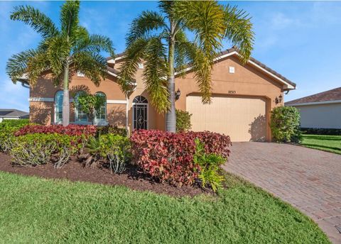 A home in Port St Lucie