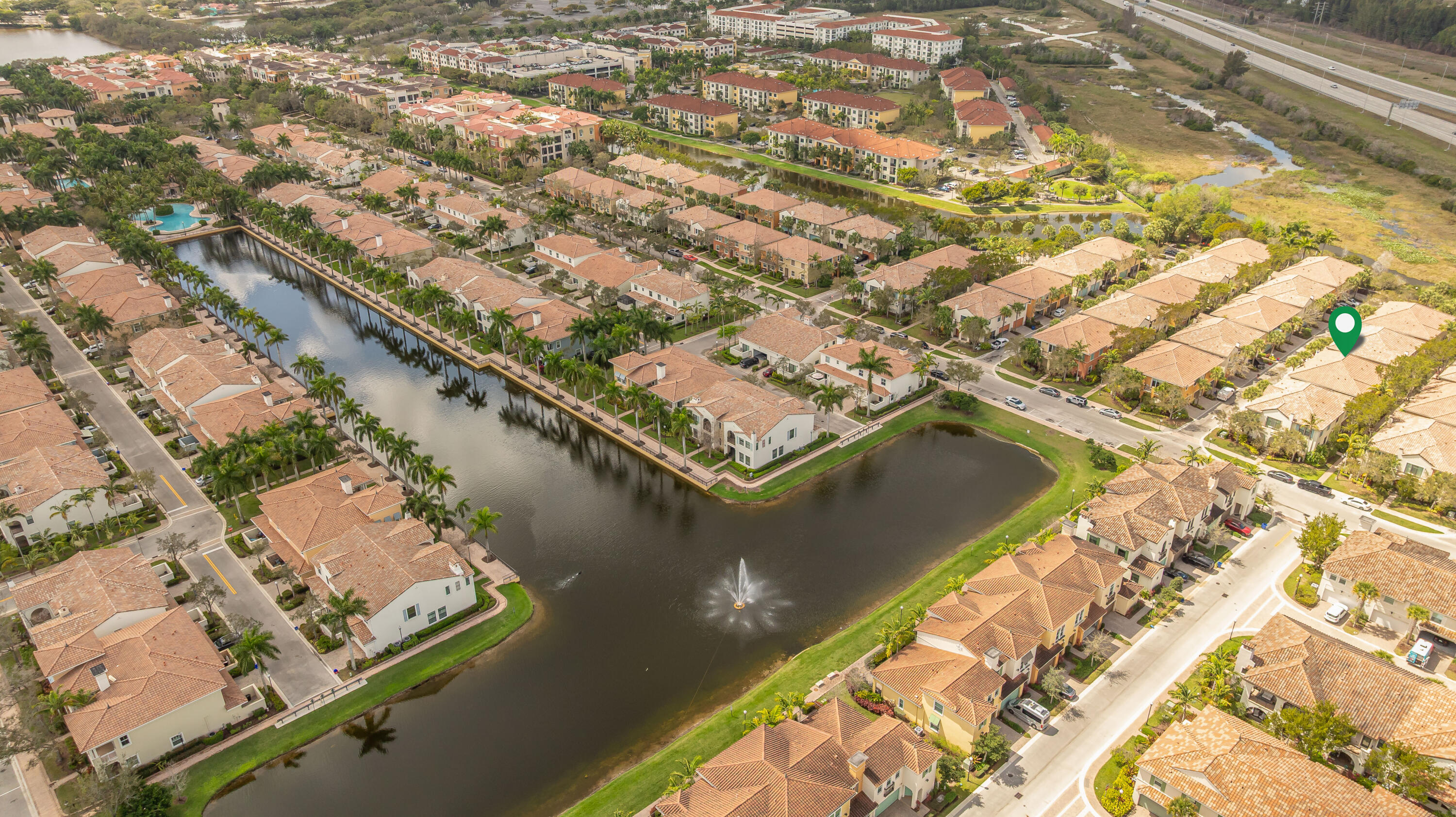 SAWGRASS LAKES - Residential