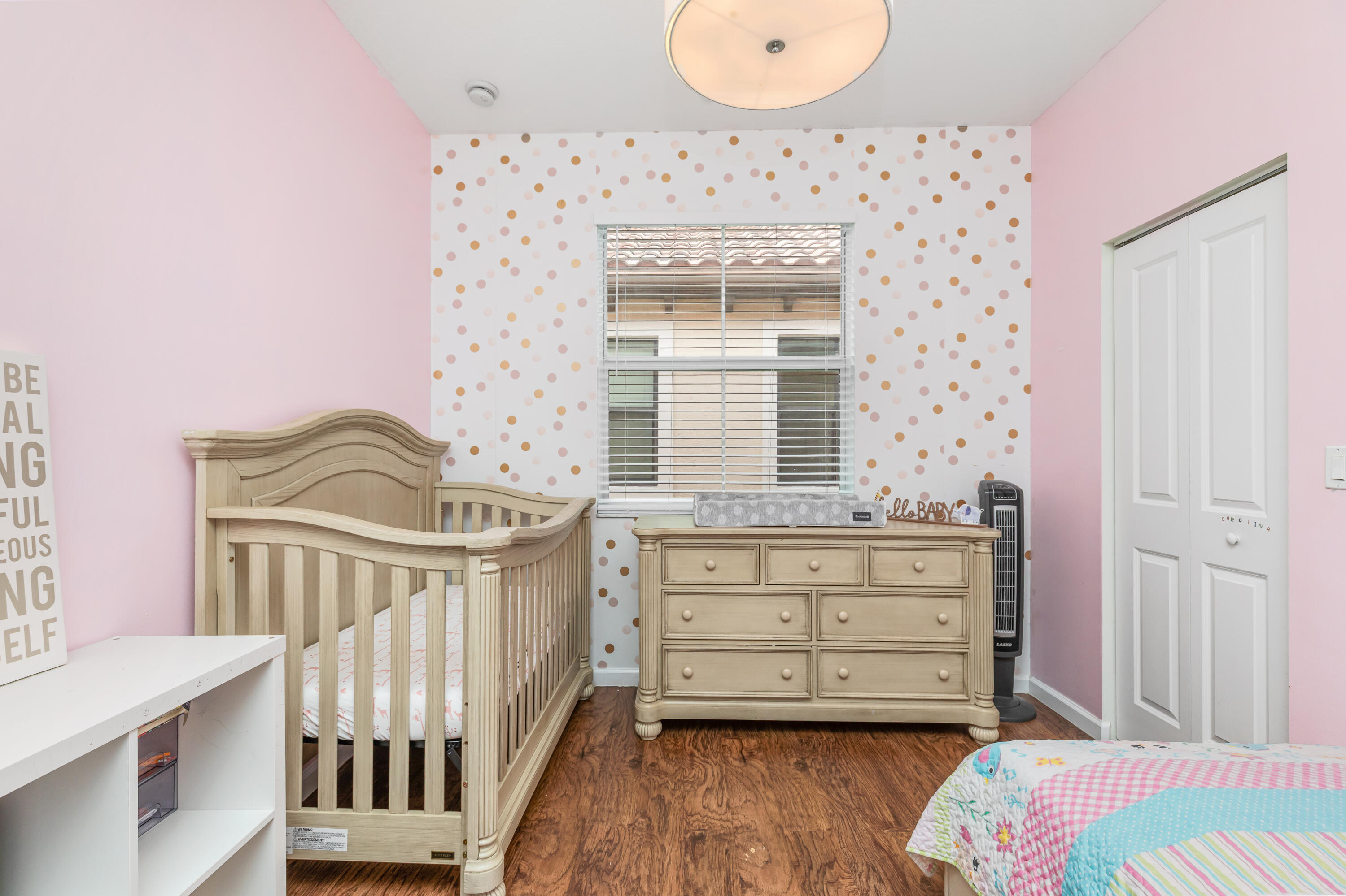 SAWGRASS LAKES - Residential