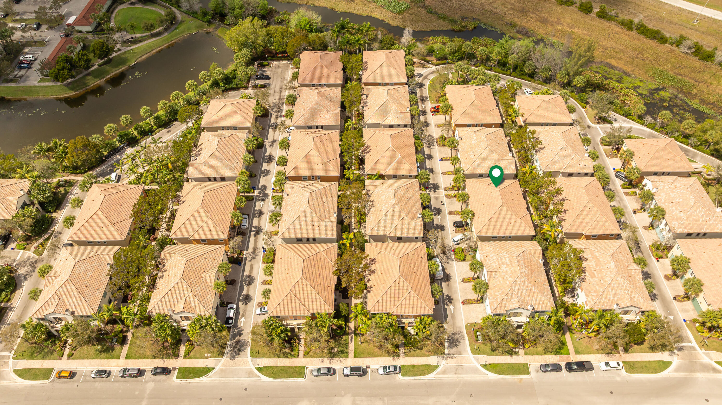 SAWGRASS LAKES - Residential