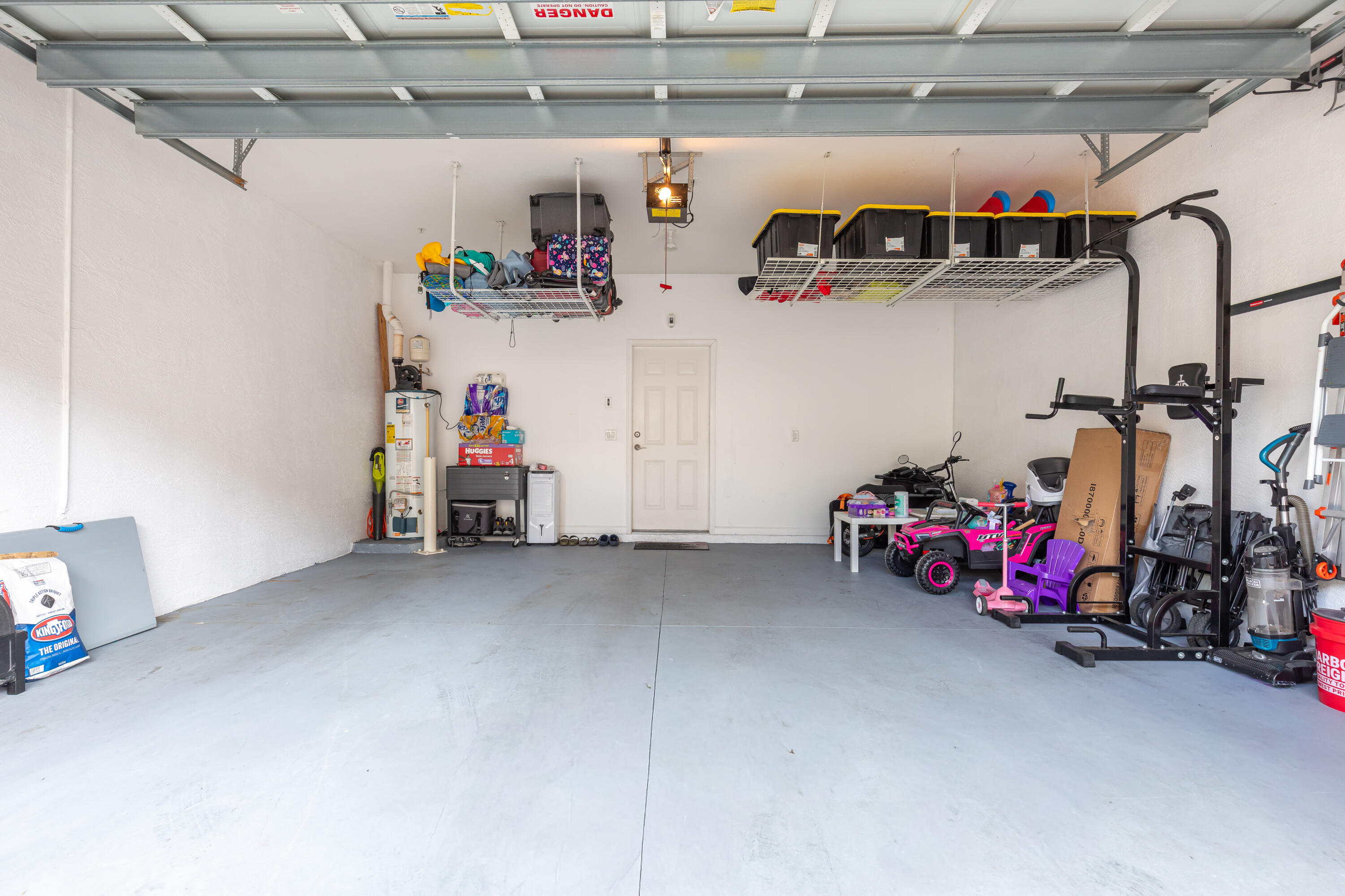 SAWGRASS LAKES - Residential