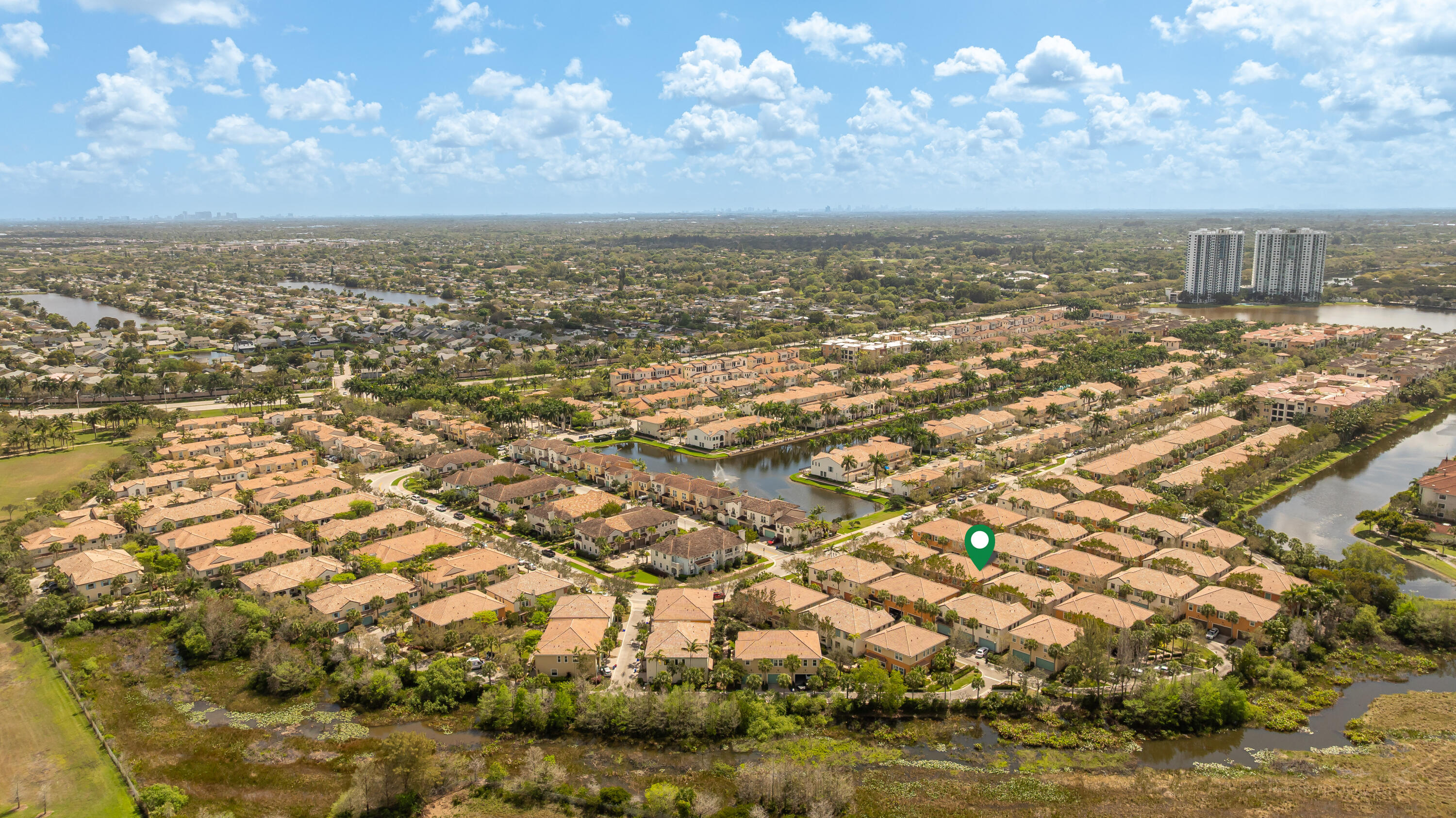 SAWGRASS LAKES - Residential