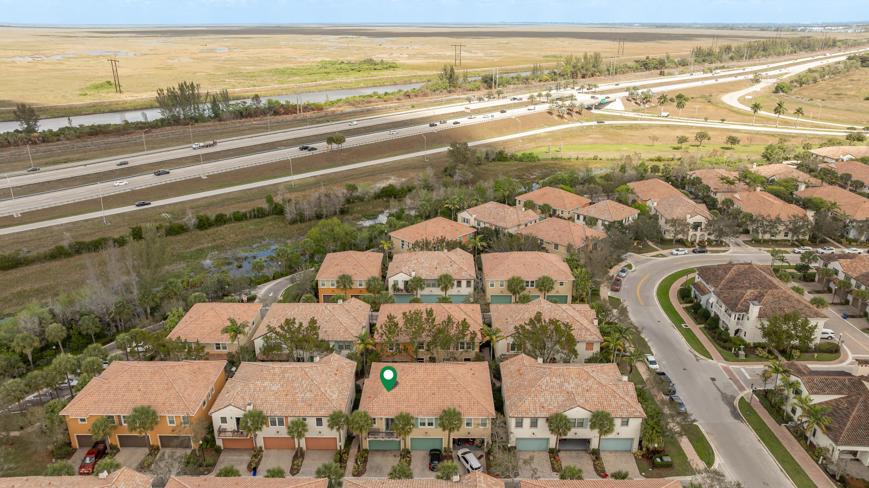 SAWGRASS LAKES - Residential