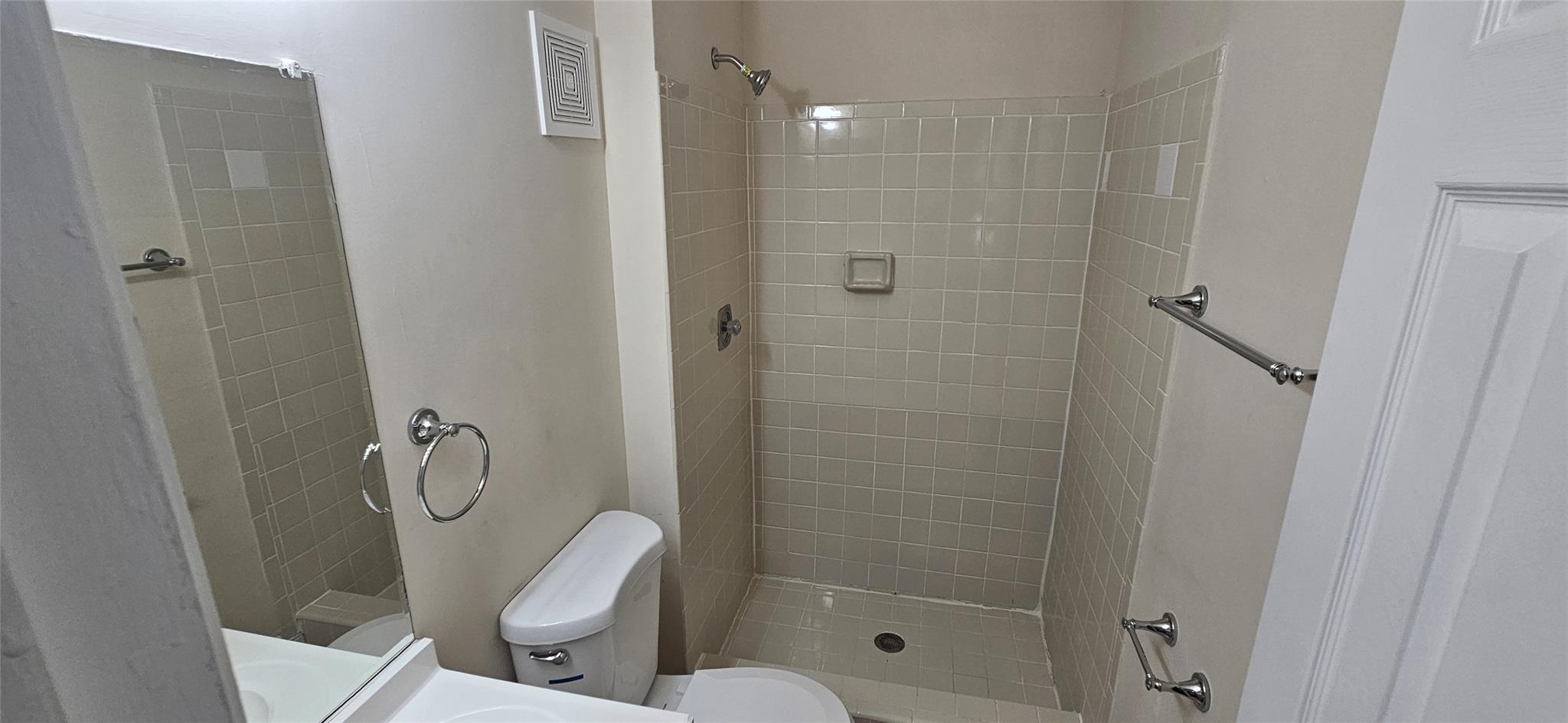 SPRINGS PARK CONDO - Residential Lease