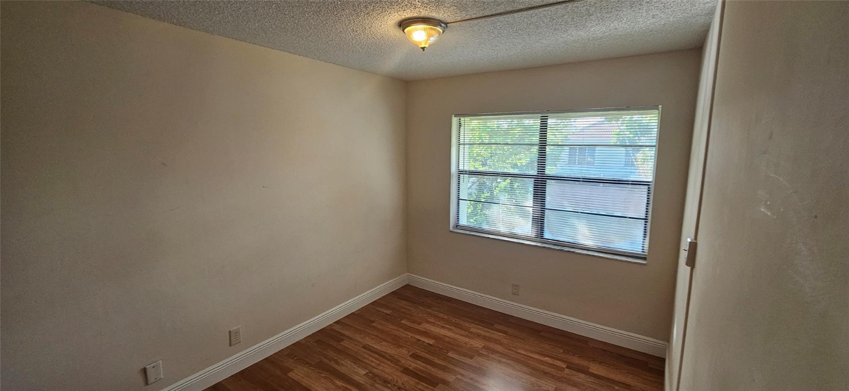 SPRINGS PARK CONDO - Residential Lease