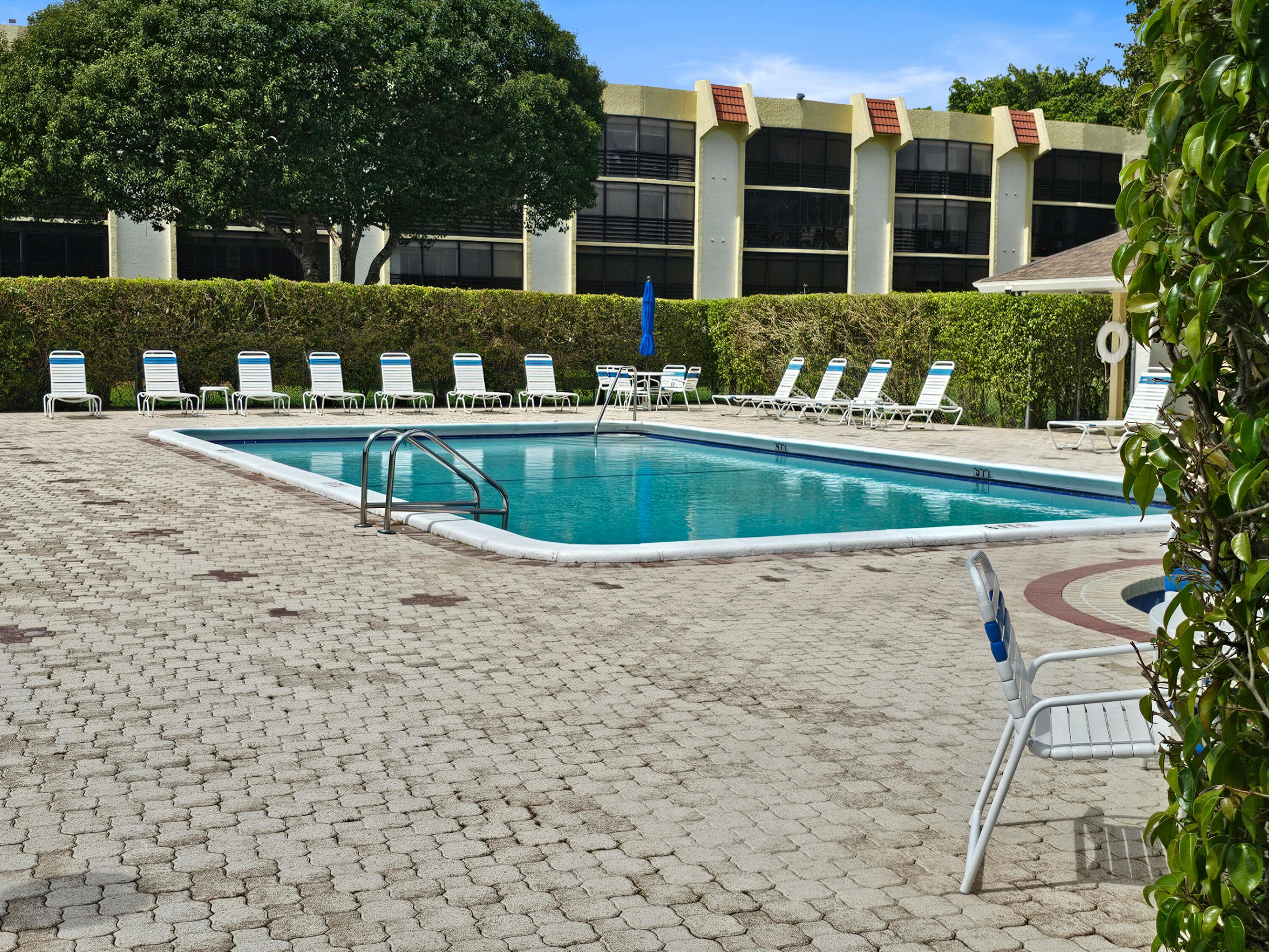 PINES OF BOCA BARWOOD - Residential