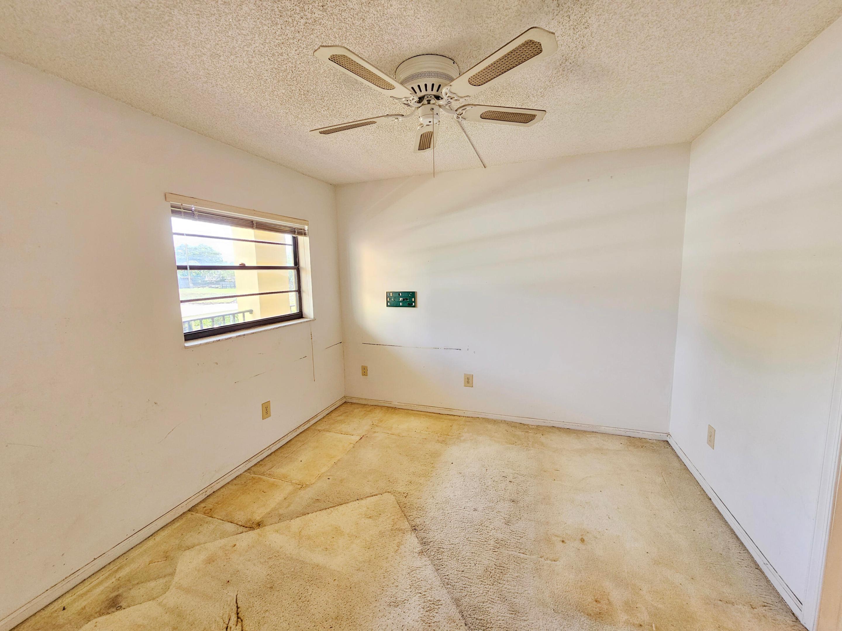 PINES OF BOCA BARWOOD - Residential