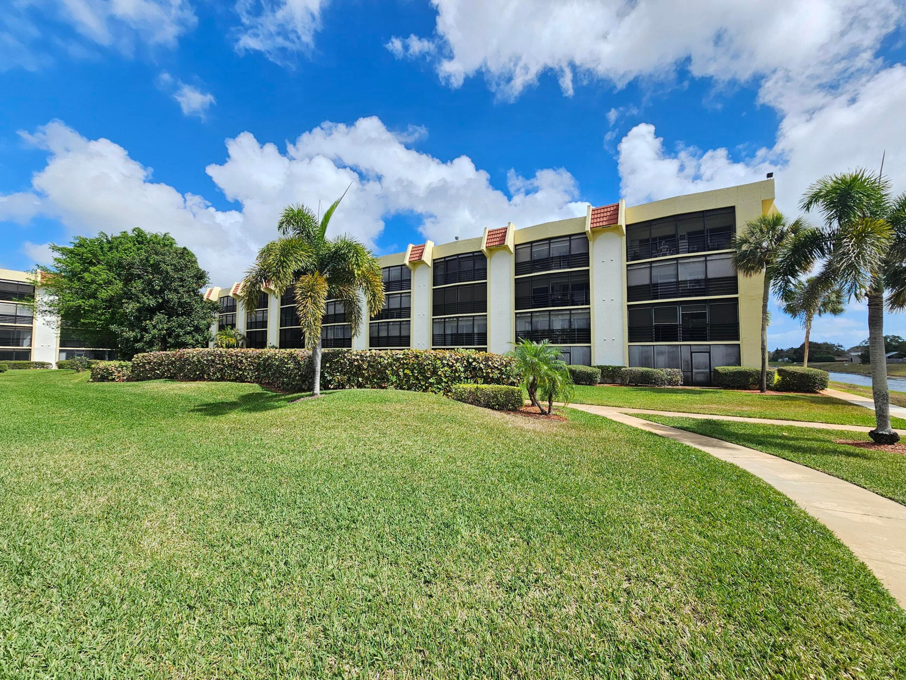 PINES OF BOCA BARWOOD - Residential