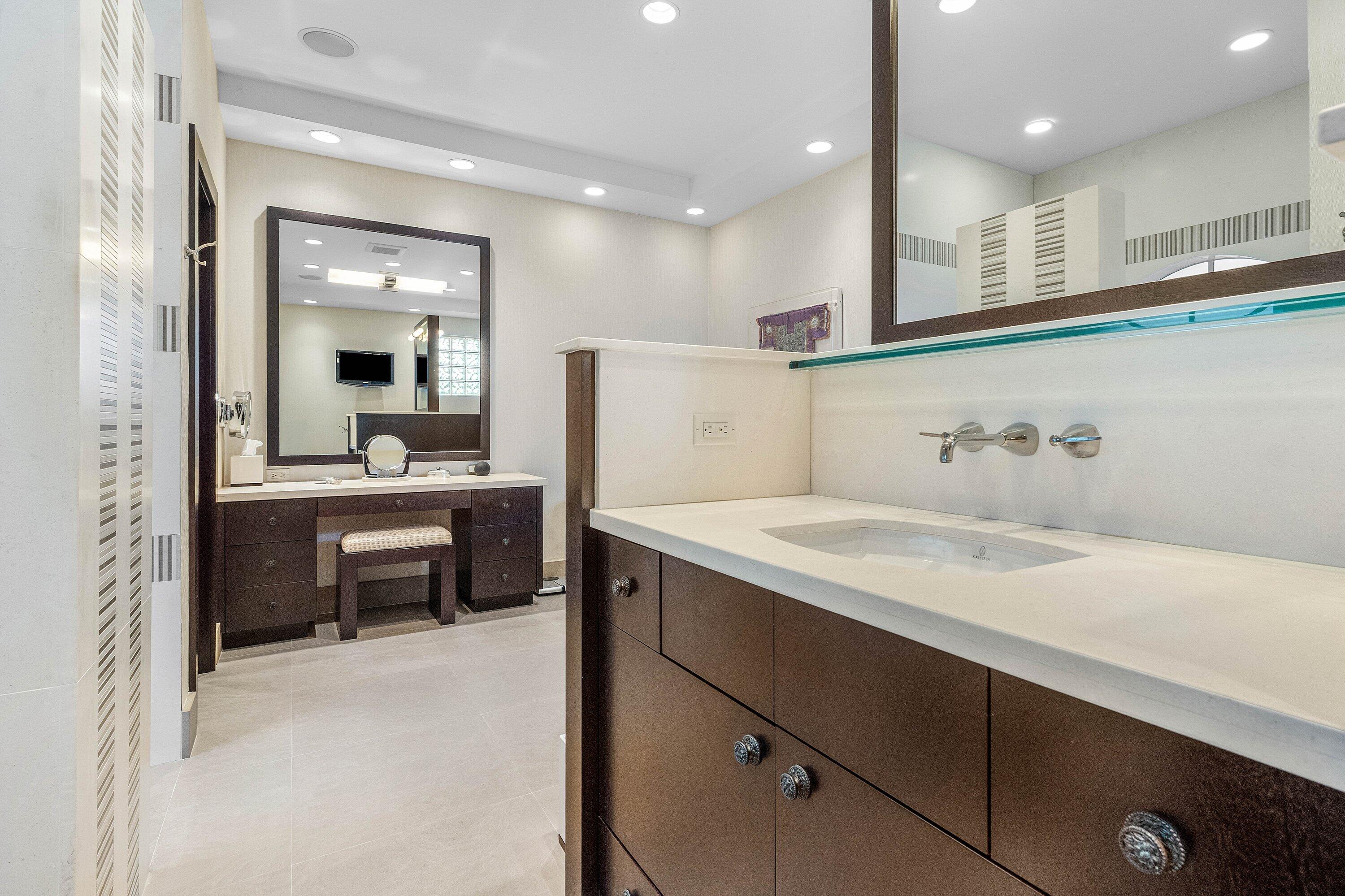 ST ANDREWS COUNTRY CLUB 3 - Residential