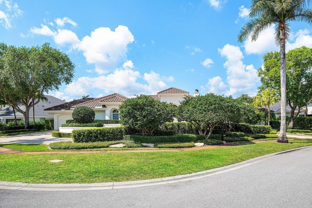 Photo of 7210 Ayrshire Lane, Boca Raton, FL 33496 (MLS # B26009359)